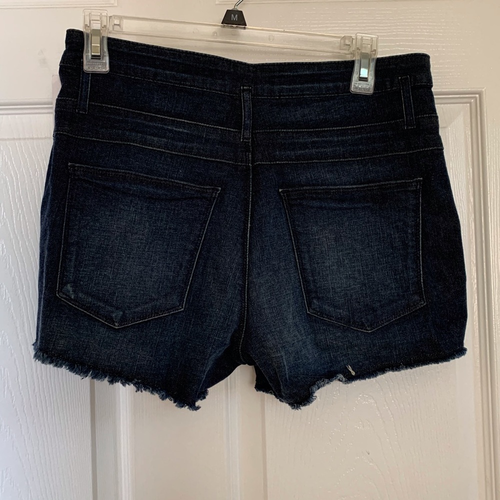 Shorts - Picture 3 of 3